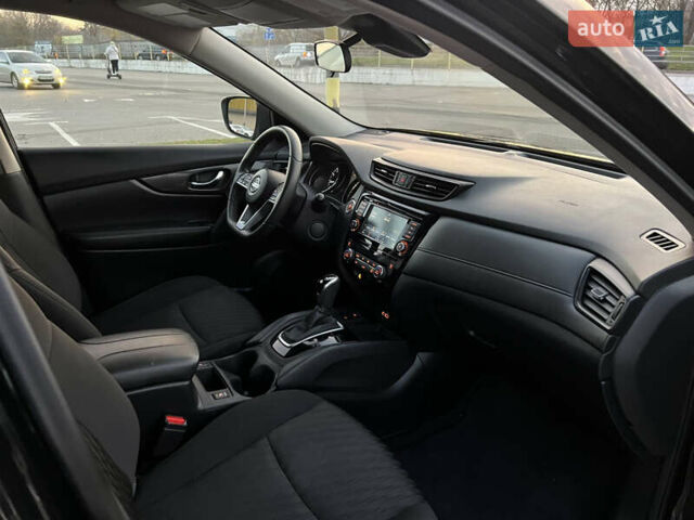 Черный Ниссан Rogue, объемом двигателя 2.49 л и пробегом 79 тыс. км за 18500 $, фото 24 на Automoto.ua