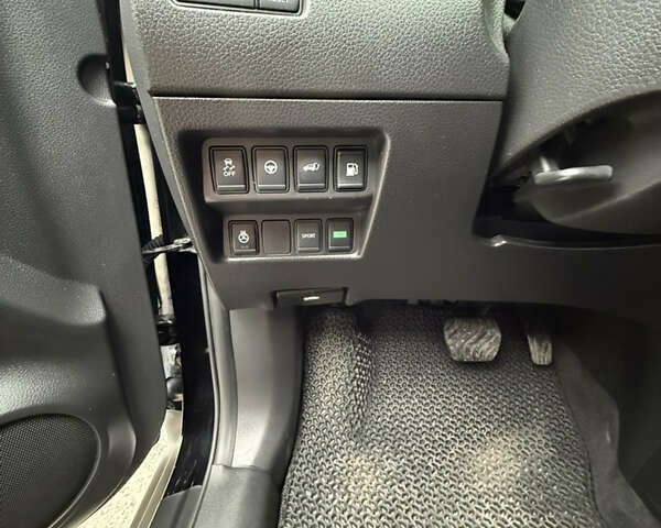 Чорний Ніссан Rogue, об'ємом двигуна 2.49 л та пробігом 121 тис. км за 17400 $, фото 13 на Automoto.ua