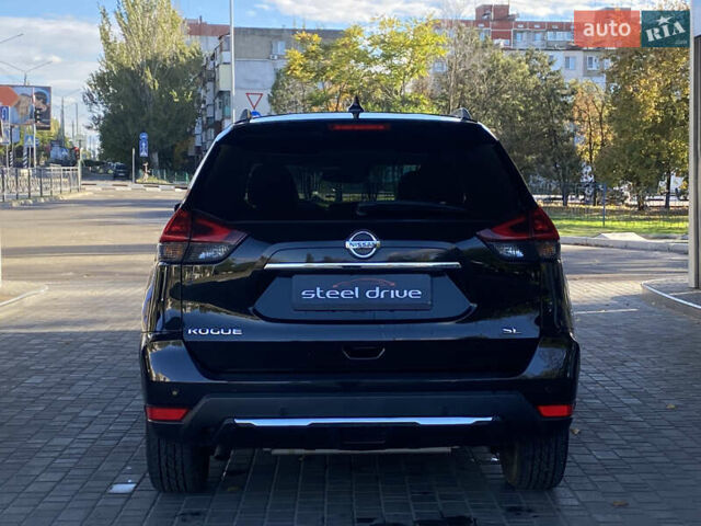 Черный Ниссан Rogue, объемом двигателя 2.49 л и пробегом 112 тыс. км за 16200 $, фото 3 на Automoto.ua