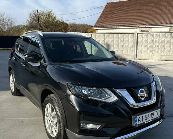Чорний Ніссан Rogue, об'ємом двигуна 2.49 л та пробігом 57 тис. км за 16000 $, фото 3 на Automoto.ua