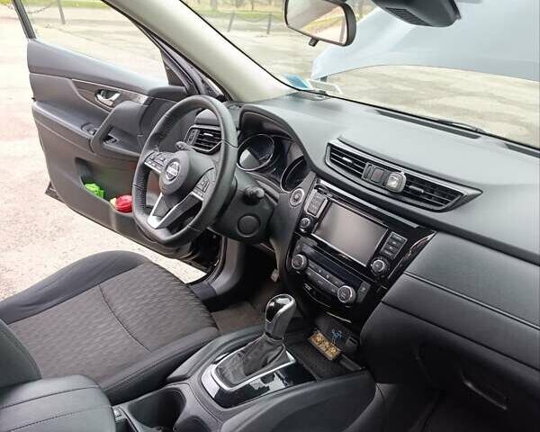 Чорний Ніссан Rogue, об'ємом двигуна 2.49 л та пробігом 68 тис. км за 17700 $, фото 41 на Automoto.ua