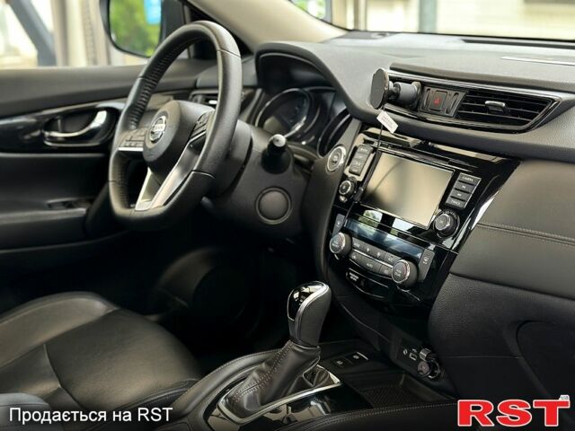 Чорний Ніссан Rogue, об'ємом двигуна 2.5 л та пробігом 52 тис. км за 21000 $, фото 6 на Automoto.ua
