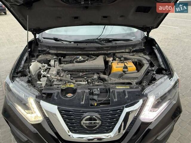 Черный Ниссан Rogue, объемом двигателя 2.49 л и пробегом 129 тыс. км за 13700 $, фото 63 на Automoto.ua