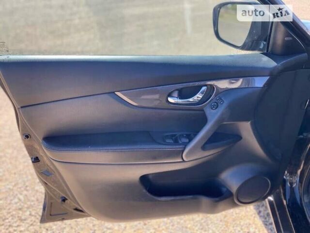 Черный Ниссан Rogue, объемом двигателя 2.5 л и пробегом 149 тыс. км за 3000 $, фото 5 на Automoto.ua