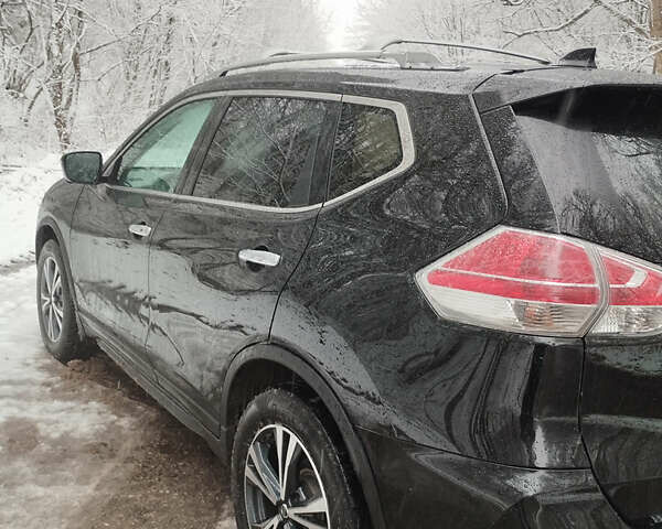 Чорний Ніссан Rogue, об'ємом двигуна 2.49 л та пробігом 257 тис. км за 14700 $, фото 4 на Automoto.ua