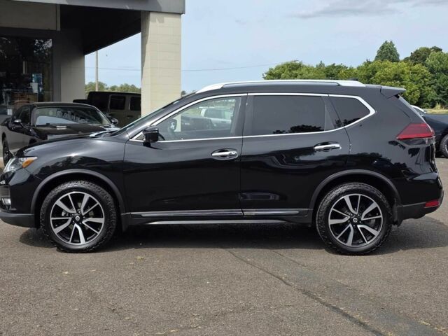 Черный Ниссан Rogue, объемом двигателя 2.5 л и пробегом 44 тыс. км за 13000 $, фото 3 на Automoto.ua