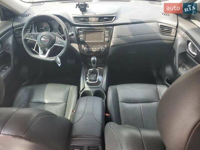 Чорний Ніссан Rogue, об'ємом двигуна 2.49 л та пробігом 95 тис. км за 2000 $, фото 7 на Automoto.ua