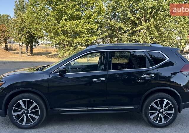 Черный Ниссан Rogue, объемом двигателя 2.49 л и пробегом 96 тыс. км за 16500 $, фото 4 на Automoto.ua