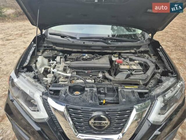 Чорний Ніссан Rogue, об'ємом двигуна 2.49 л та пробігом 43 тис. км за 17200 $, фото 5 на Automoto.ua