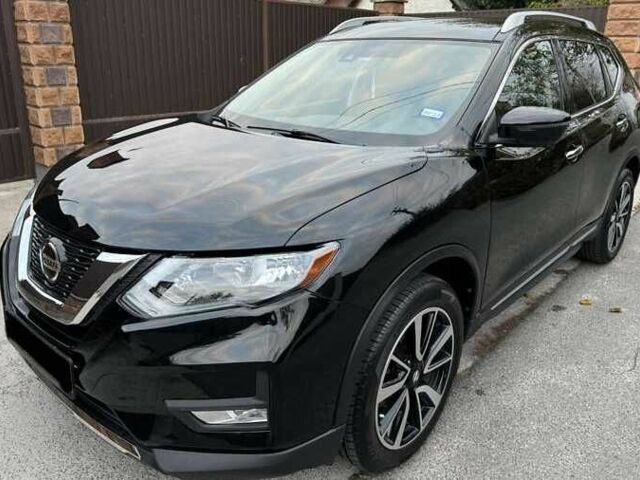 Черный Ниссан Rogue, объемом двигателя 2.5 л и пробегом 100 тыс. км за 12000 $, фото 3 на Automoto.ua