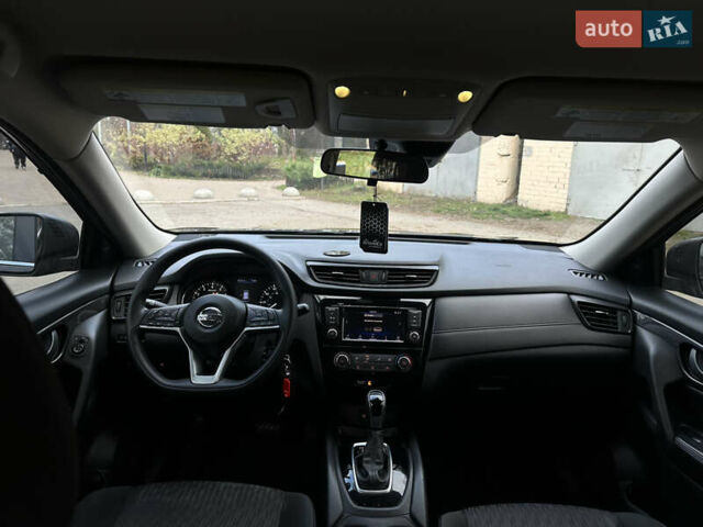 Черный Ниссан Rogue, объемом двигателя 2.49 л и пробегом 105 тыс. км за 14500 $, фото 11 на Automoto.ua