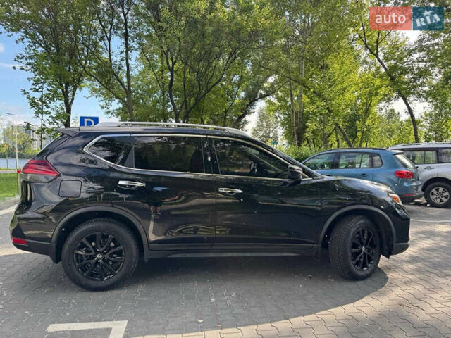 Черный Ниссан Rogue, объемом двигателя 2.5 л и пробегом 82 тыс. км за 17750 $, фото 11 на Automoto.ua