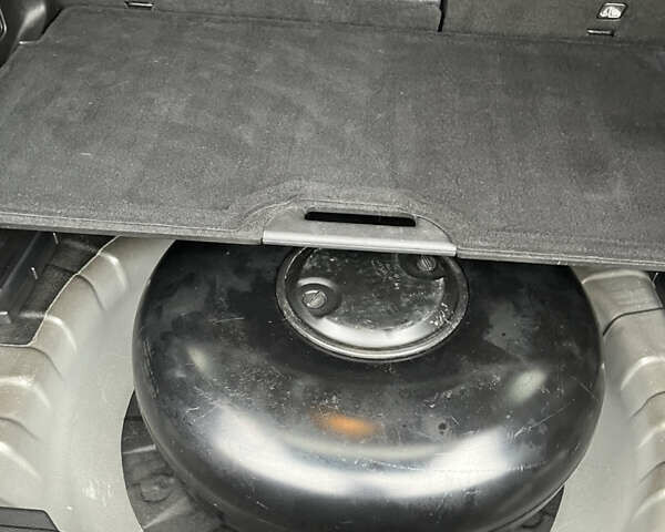 Черный Ниссан Rogue, объемом двигателя 2.49 л и пробегом 58 тыс. км за 16000 $, фото 12 на Automoto.ua