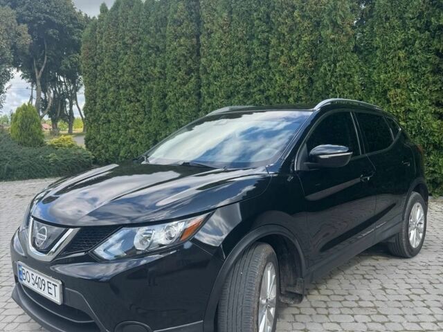 Черный Ниссан Rogue, объемом двигателя 2 л и пробегом 82 тыс. км за 16900 $, фото 1 на Automoto.ua