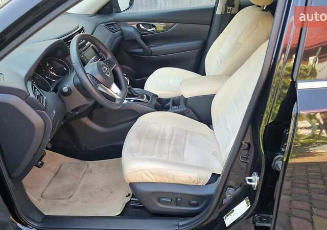 Черный Ниссан Rogue, объемом двигателя 2.49 л и пробегом 49 тыс. км за 16200 $, фото 5 на Automoto.ua