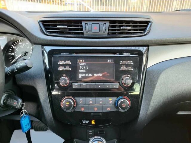 Черный Ниссан Rogue, объемом двигателя 2 л и пробегом 132 тыс. км за 9800 $, фото 8 на Automoto.ua