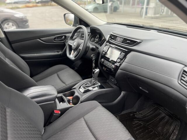 Черный Ниссан Rogue, объемом двигателя 2.5 л и пробегом 135 тыс. км за 16100 $, фото 3 на Automoto.ua