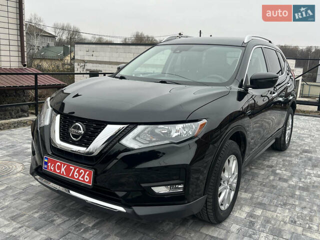 Черный Ниссан Rogue, объемом двигателя 2.5 л и пробегом 92 тыс. км за 16200 $, фото 3 на Automoto.ua
