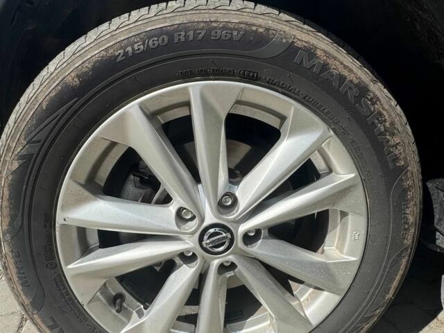 Черный Ниссан Rogue, объемом двигателя 2 л и пробегом 82 тыс. км за 16900 $, фото 16 на Automoto.ua