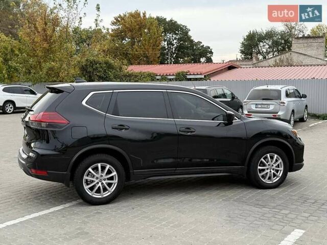 Черный Ниссан Rogue, объемом двигателя 2.49 л и пробегом 129 тыс. км за 13700 $, фото 8 на Automoto.ua