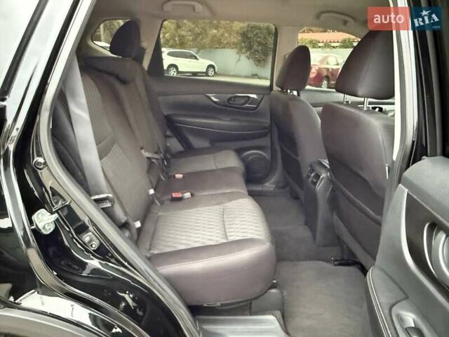 Черный Ниссан Rogue, объемом двигателя 2.49 л и пробегом 129 тыс. км за 13700 $, фото 48 на Automoto.ua