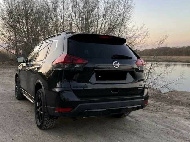 Черный Ниссан Rogue, объемом двигателя 2.5 л и пробегом 80 тыс. км за 14000 $, фото 2 на Automoto.ua