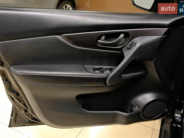 Чорний Ніссан Rogue, об'ємом двигуна 2.5 л та пробігом 79 тис. км за 15700 $, фото 25 на Automoto.ua