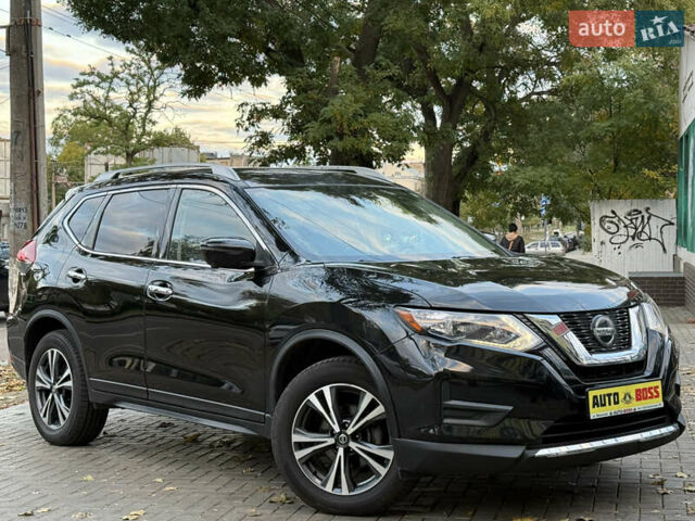 Черный Ниссан Rogue, объемом двигателя 2.49 л и пробегом 143 тыс. км за 17499 $, фото 7 на Automoto.ua