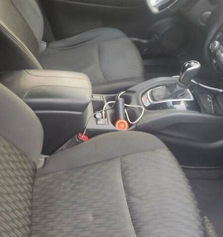 Чорний Ніссан Rogue, об'ємом двигуна 2.49 л та пробігом 80 тис. км за 19999 $, фото 11 на Automoto.ua