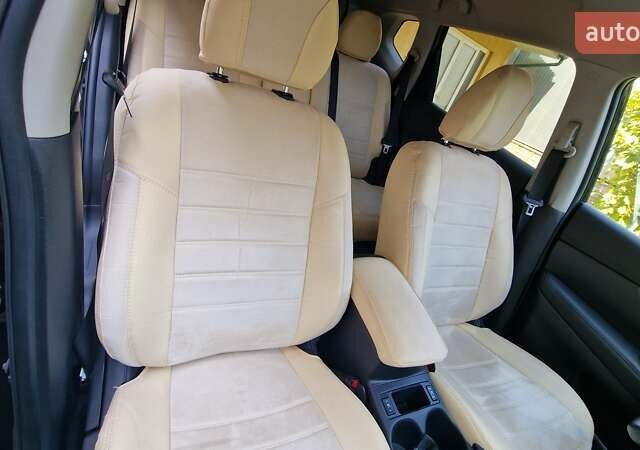 Черный Ниссан Rogue, объемом двигателя 2.49 л и пробегом 49 тыс. км за 16200 $, фото 6 на Automoto.ua