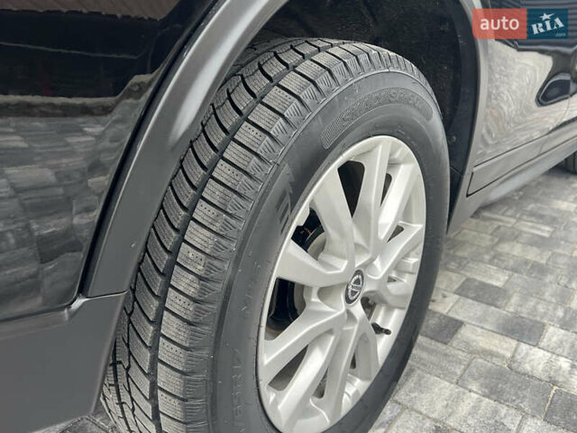 Черный Ниссан Rogue, объемом двигателя 2.5 л и пробегом 92 тыс. км за 16200 $, фото 25 на Automoto.ua