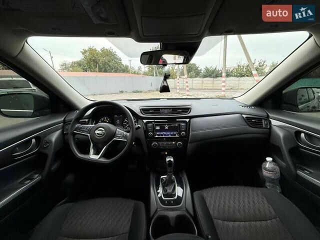 Черный Ниссан Rogue, объемом двигателя 2.49 л и пробегом 129 тыс. км за 13700 $, фото 50 на Automoto.ua