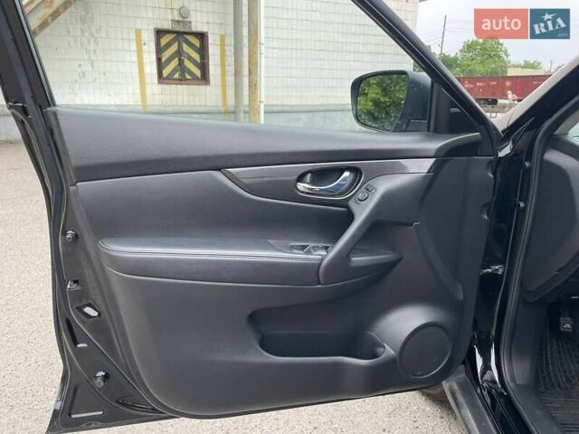 Чорний Ніссан Rogue, об'ємом двигуна 2.49 л та пробігом 127 тис. км за 16200 $, фото 15 на Automoto.ua