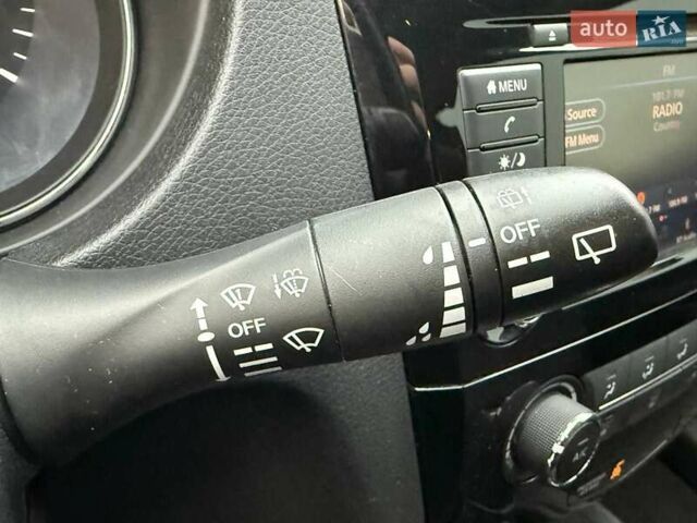 Черный Ниссан Rogue, объемом двигателя 2.49 л и пробегом 129 тыс. км за 13700 $, фото 35 на Automoto.ua