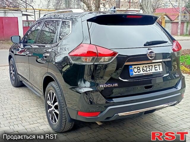 Черный Ниссан Rogue, объемом двигателя 2.5 л и пробегом 114 тыс. км за 16900 $, фото 3 на Automoto.ua