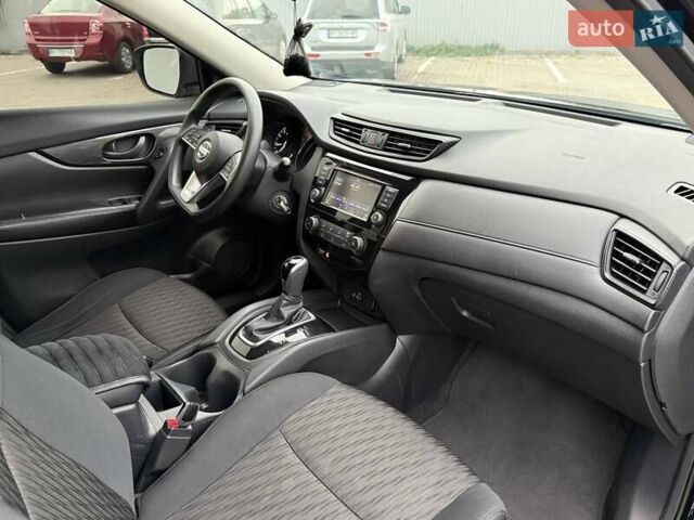 Черный Ниссан Rogue, объемом двигателя 2.49 л и пробегом 129 тыс. км за 13700 $, фото 54 на Automoto.ua