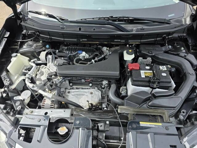 Черный Ниссан Rogue, объемом двигателя 2.5 л и пробегом 44 тыс. км за 13000 $, фото 10 на Automoto.ua