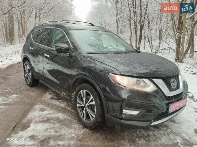 Чорний Ніссан Rogue, об'ємом двигуна 2.49 л та пробігом 257 тис. км за 14700 $, фото 1 на Automoto.ua