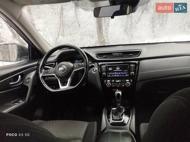 Чорний Ніссан Rogue, об'ємом двигуна 2.49 л та пробігом 257 тис. км за 14700 $, фото 14 на Automoto.ua