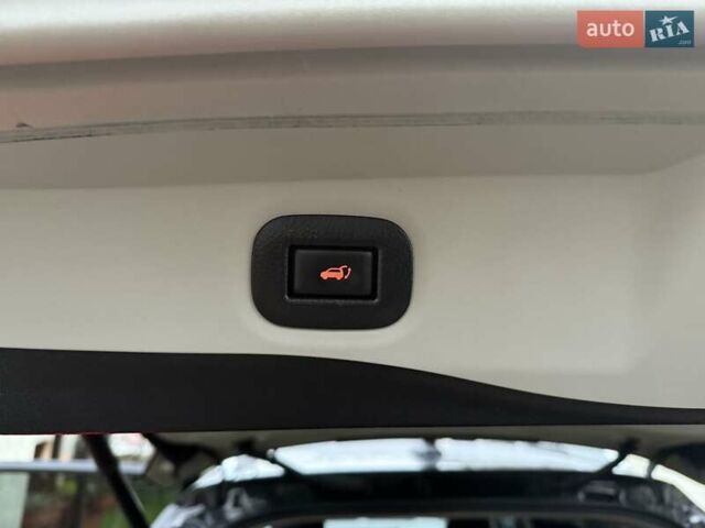 Черный Ниссан Rogue, объемом двигателя 2.49 л и пробегом 139 тыс. км за 14800 $, фото 21 на Automoto.ua