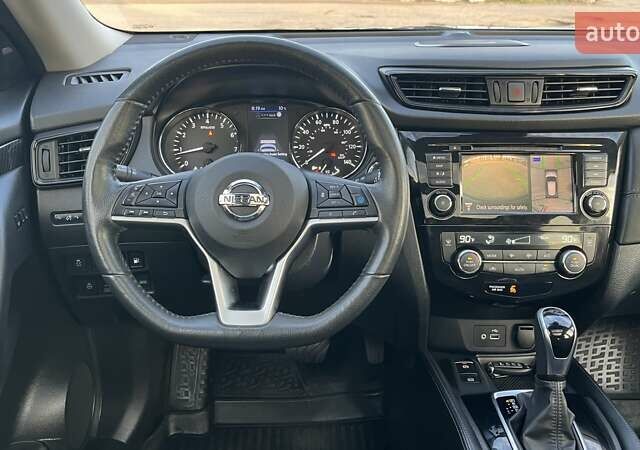 Черный Ниссан Rogue, объемом двигателя 2.49 л и пробегом 96 тыс. км за 16800 $, фото 9 на Automoto.ua