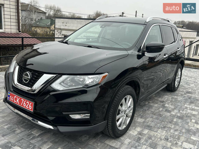 Черный Ниссан Rogue, объемом двигателя 2.5 л и пробегом 92 тыс. км за 16200 $, фото 13 на Automoto.ua