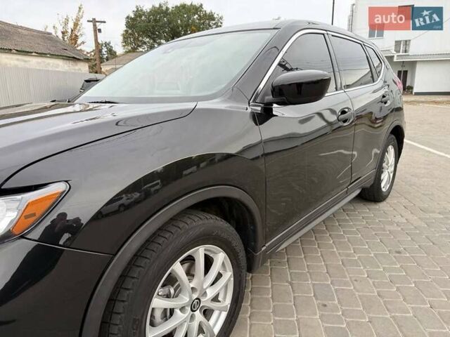 Черный Ниссан Rogue, объемом двигателя 2.49 л и пробегом 129 тыс. км за 13700 $, фото 11 на Automoto.ua