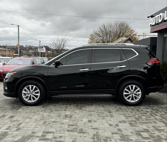 Черный Ниссан Rogue, объемом двигателя 2.5 л и пробегом 123 тыс. км за 16600 $, фото 7 на Automoto.ua