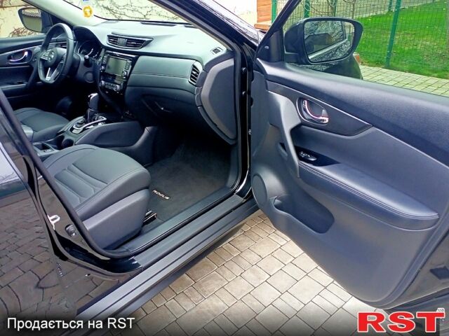 Черный Ниссан Rogue, объемом двигателя 2.5 л и пробегом 114 тыс. км за 16900 $, фото 11 на Automoto.ua