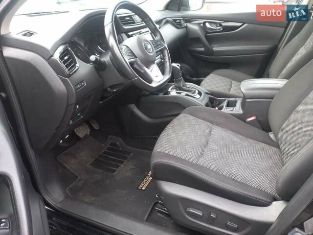 Черный Ниссан Rogue, объемом двигателя 2 л и пробегом 150 тыс. км за 12500 $, фото 7 на Automoto.ua