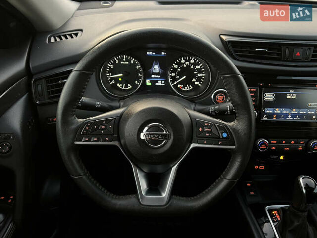 Черный Ниссан Rogue, объемом двигателя 2.49 л и пробегом 79 тыс. км за 18500 $, фото 29 на Automoto.ua