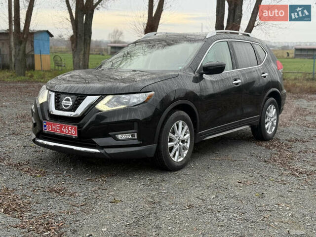 Черный Ниссан Rogue, объемом двигателя 2.5 л и пробегом 171 тыс. км за 12800 $, фото 3 на Automoto.ua