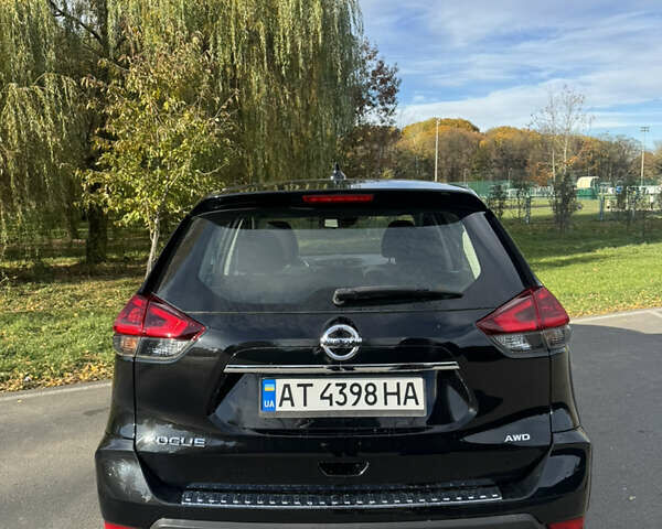 Черный Ниссан Rogue, объемом двигателя 2.49 л и пробегом 89 тыс. км за 14700 $, фото 4 на Automoto.ua