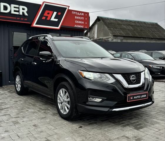 Черный Ниссан Rogue, объемом двигателя 2.5 л и пробегом 123 тыс. км за 16600 $, фото 1 на Automoto.ua